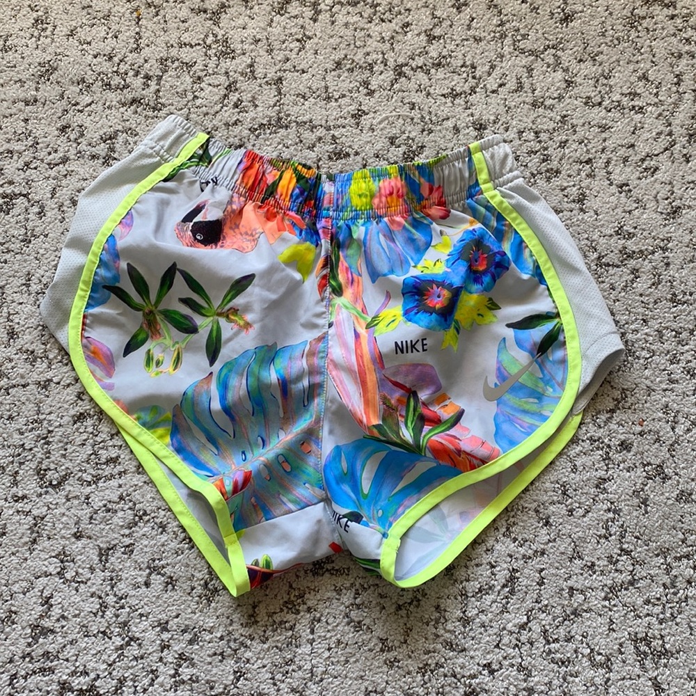 Nike Dry-fit Running shorts floral rainforest pattern XS